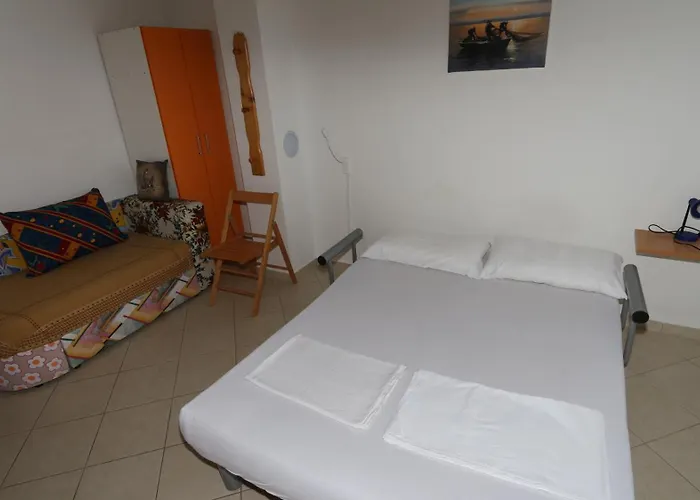 Dugis Studio-no Parking * מאקרסקה