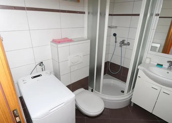 דירה Dugis Studio-no Parking מאקרסקה